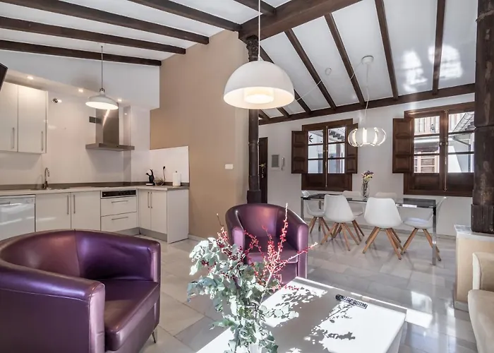 BnS Dauro Suites